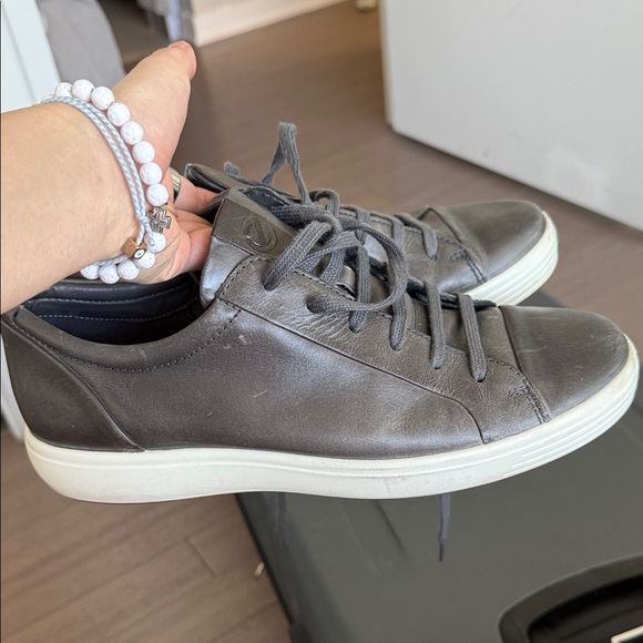 Ecco Men's Leather Sneakers - Dark Gray and White | EU 43 | USA 9-9.5 - Picture 4 of 11